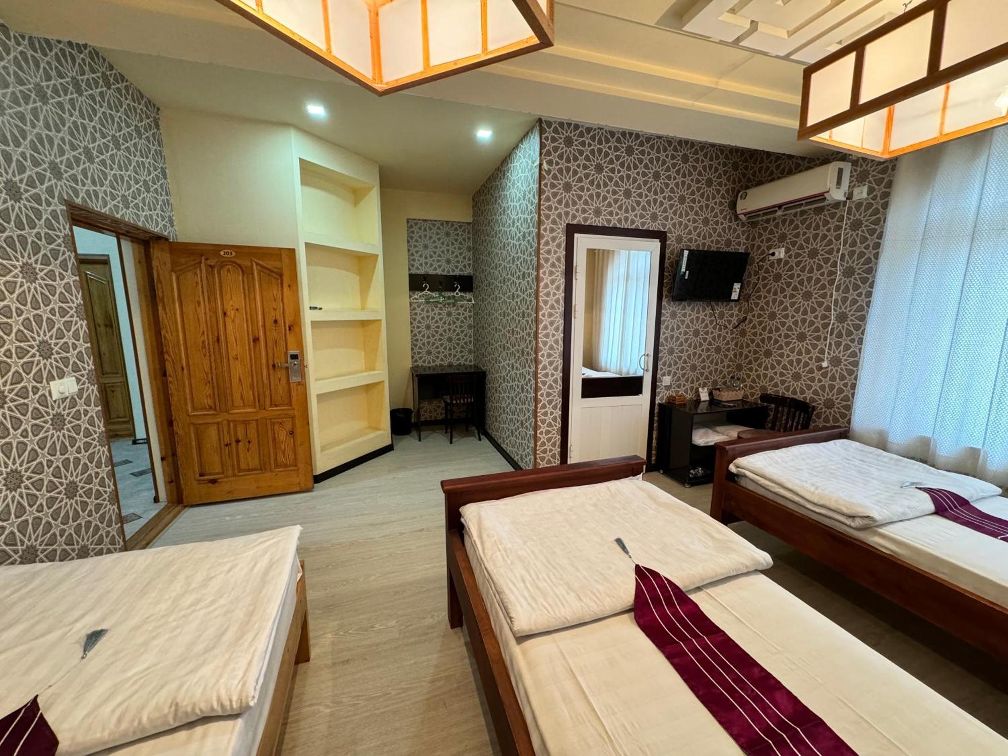 Qamar Hotel บูคารา ภายนอก รูปภาพ