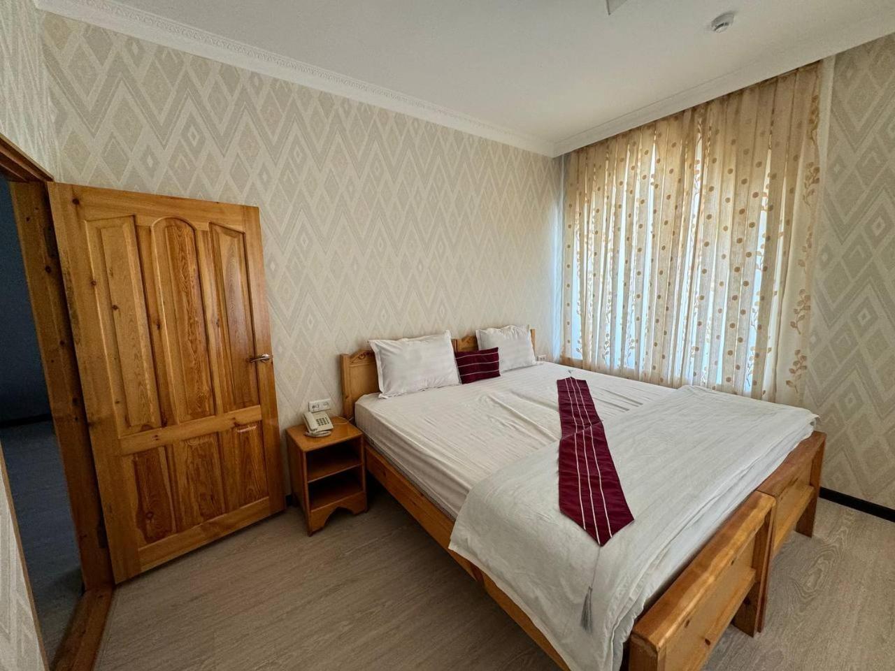 Qamar Hotel บูคารา ภายนอก รูปภาพ
