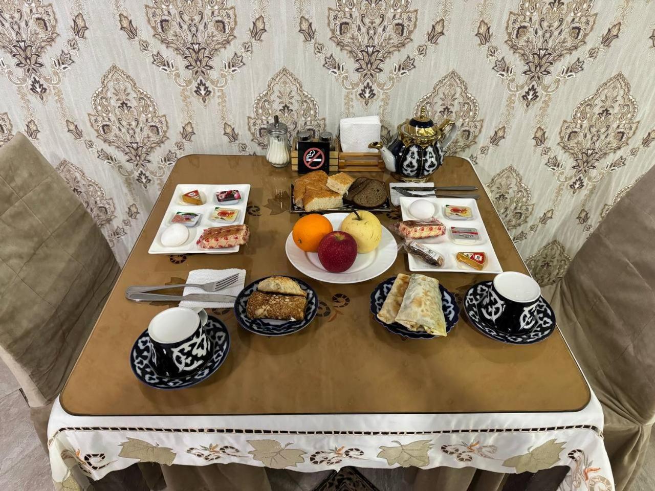 Qamar Hotel บูคารา ภายนอก รูปภาพ