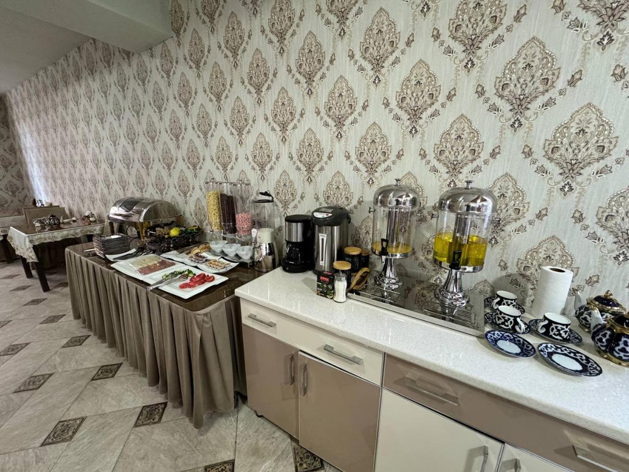 Qamar Hotel บูคารา ภายนอก รูปภาพ