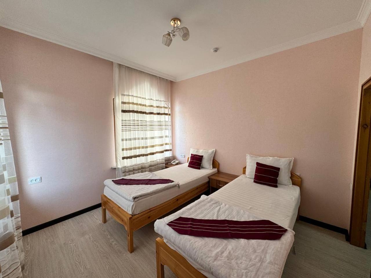 Qamar Hotel บูคารา ภายนอก รูปภาพ